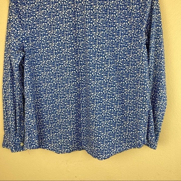 Old Navy Women's Large Petite Long Sleeve Button Down Top Blue and White - Picture 7 of 10